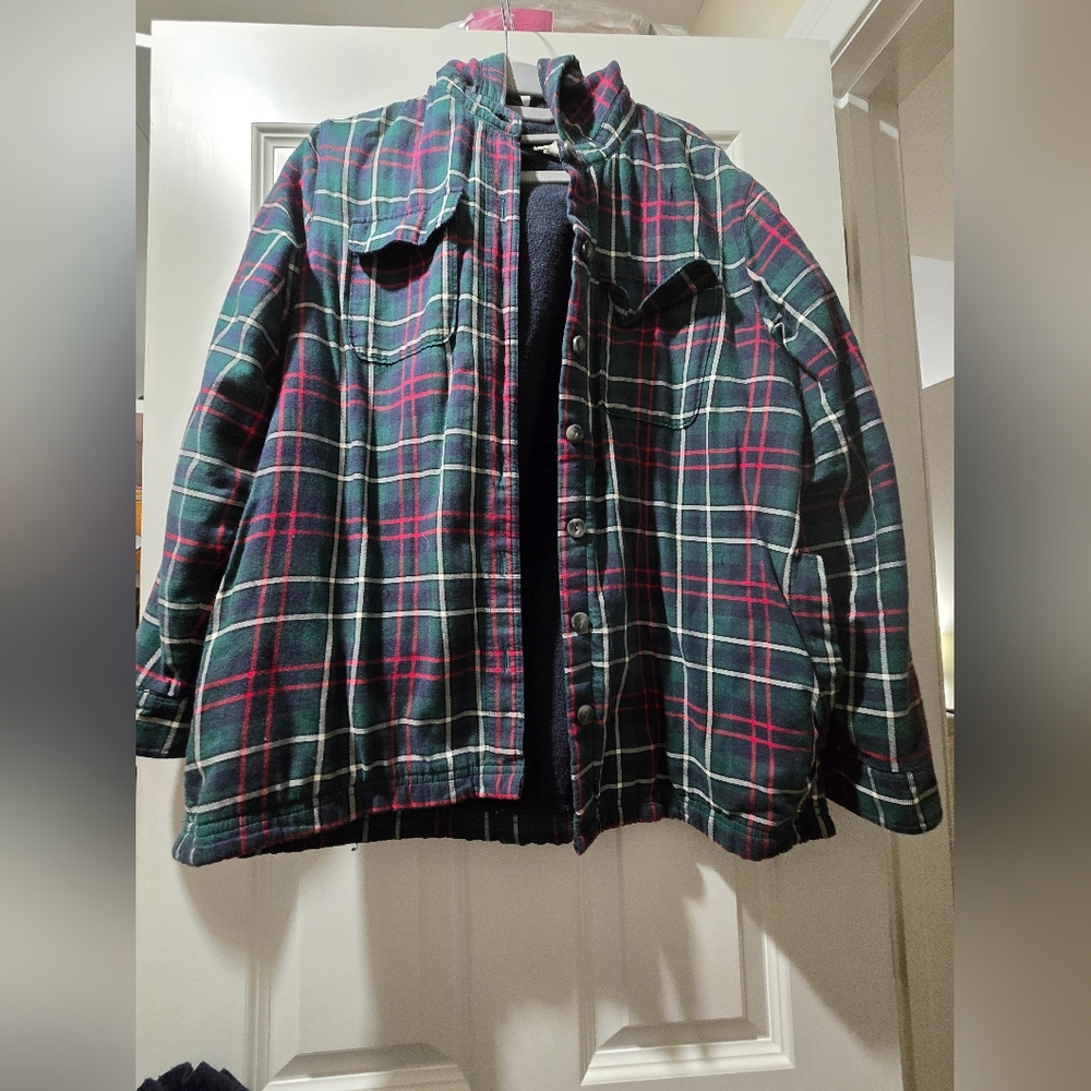 L.L. Bean Womens Multicolor Plaid Fleece Lined Shirt.